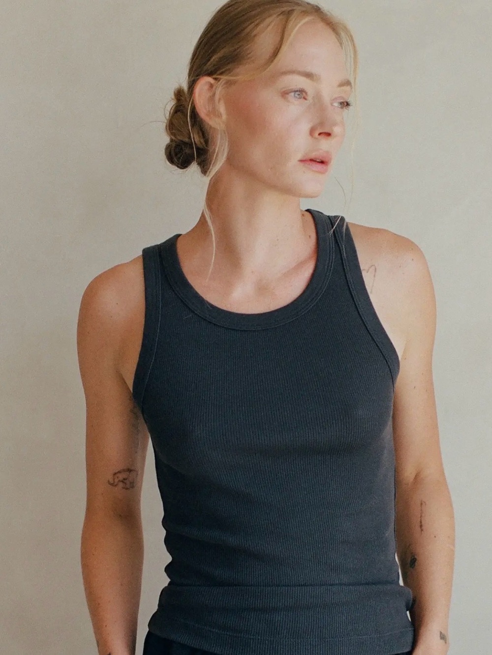 Classic Ribbed Tank Top - Black